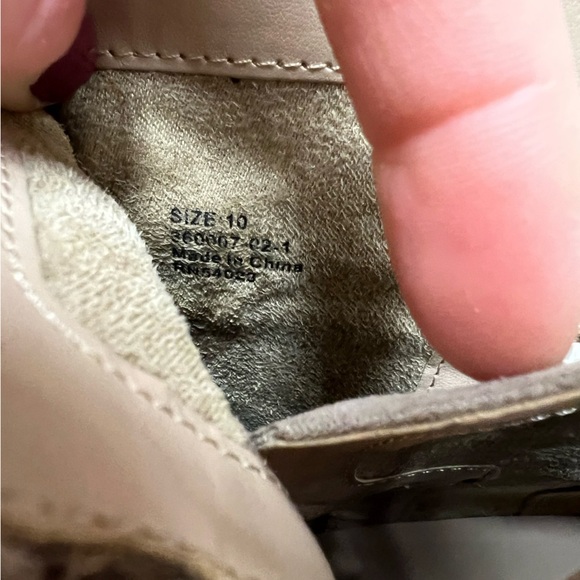 Banana republic boots Faux suede Booties size 10 - Picture 8 of 9